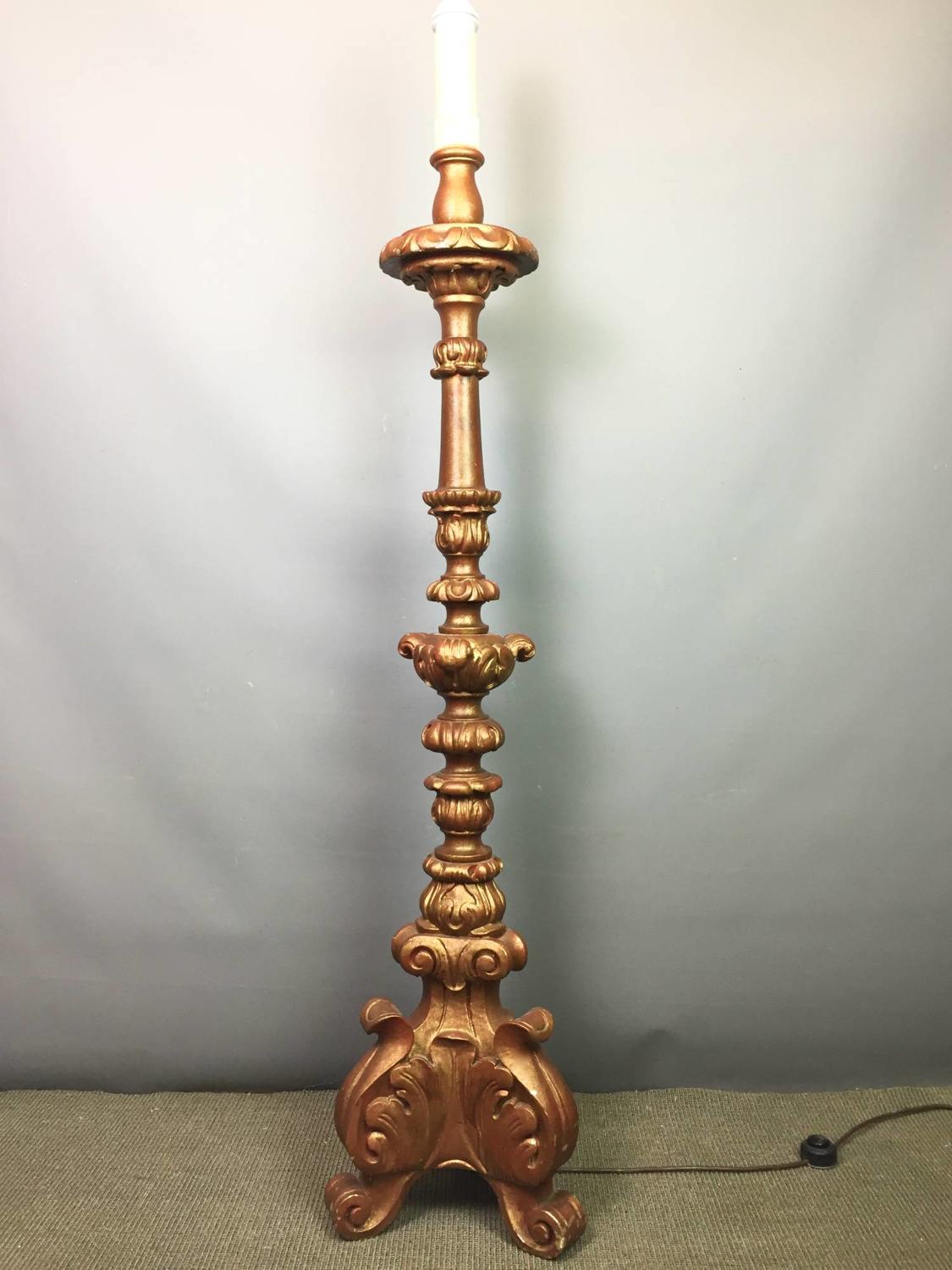 Italian Florentine Carved Giltwood Standard Lamp