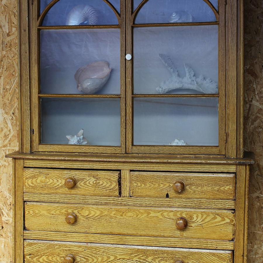 Victorian Scumble Glazed Pine Dresser \ Cabinet