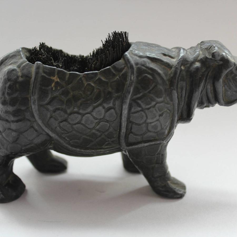 Spelter Rhinoceros Pen Nib Wipe