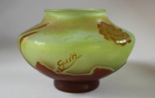 Gallé Cameo Glass Cabinet Vase