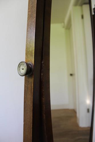 Edwardian Mahogany Cheval Dressing Mirror in Georgian Style