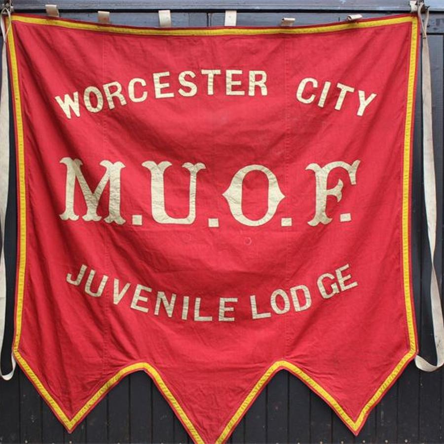 Manchester Unity of Oddfellows Marching Banner Worcester Lodge c 1910