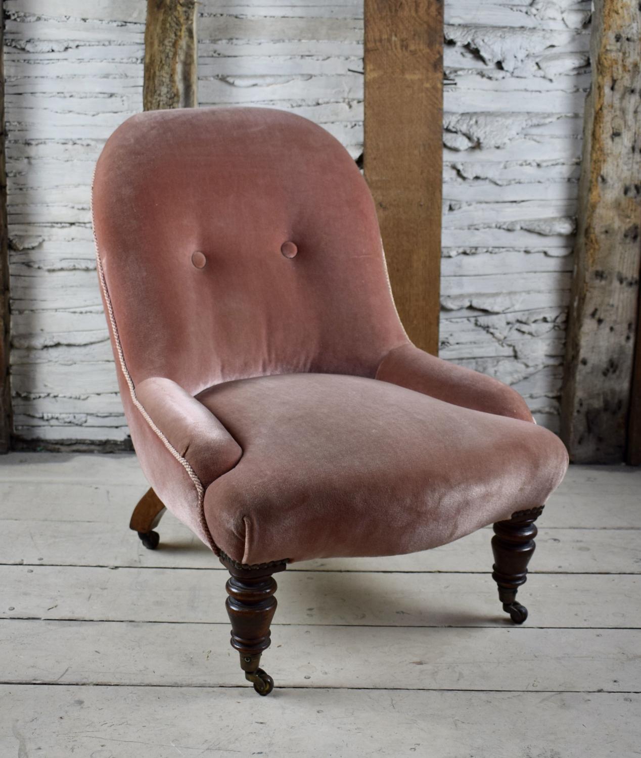 Small Antique Button Back Occasional Chair in Dusky Pink Velvet