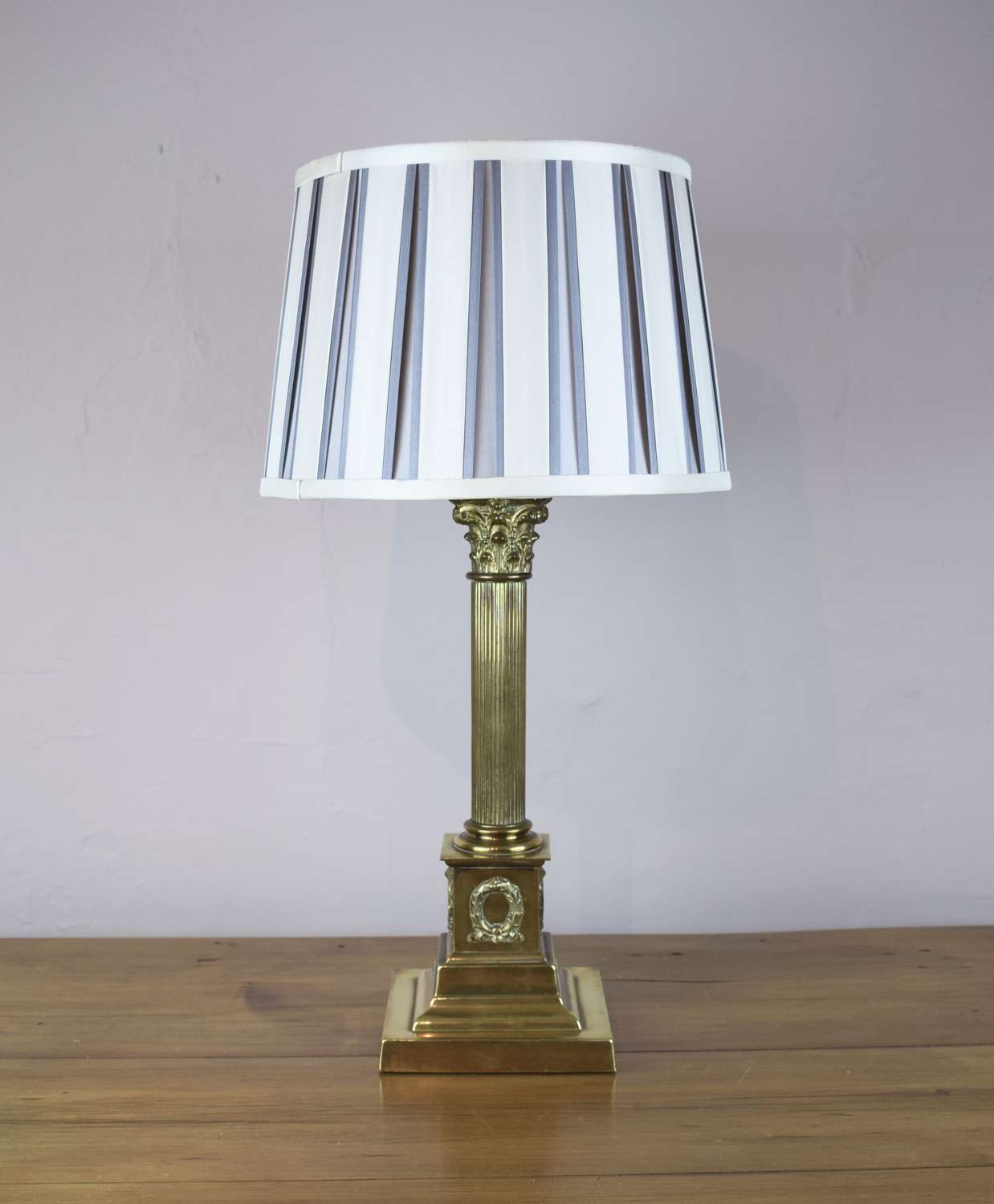 Antique Brass Corinthian Column Table Lamp