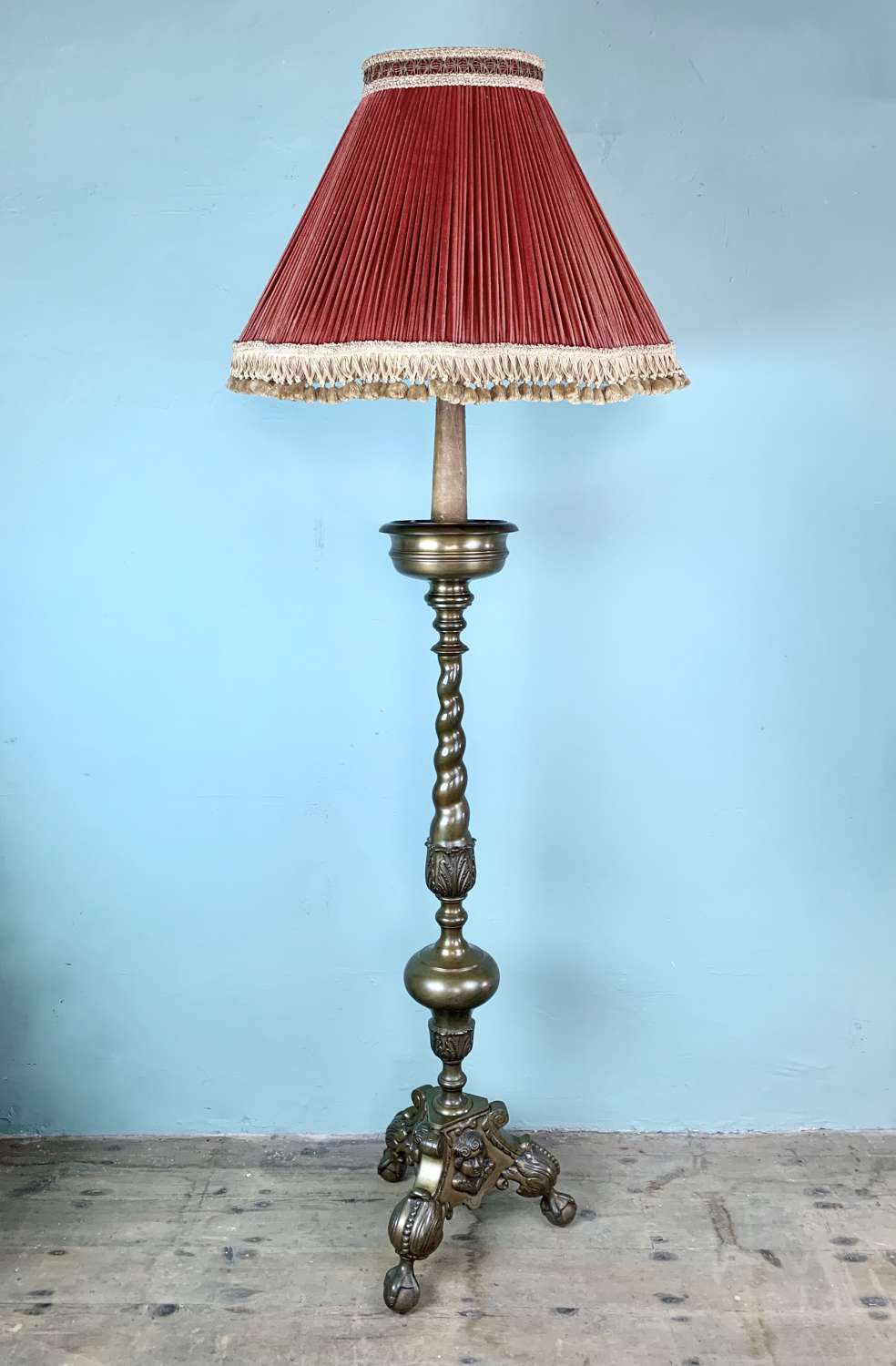 Italian Ecclesiastical Brass Floor Lamp in 17th Century Style