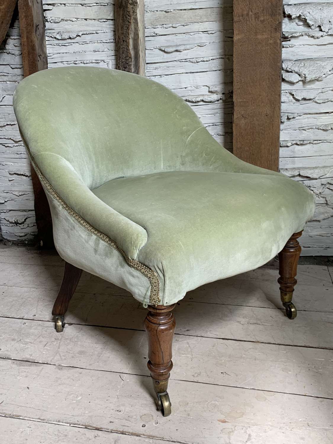 Lovely Quality Victorian Tub Back Occasional Chair