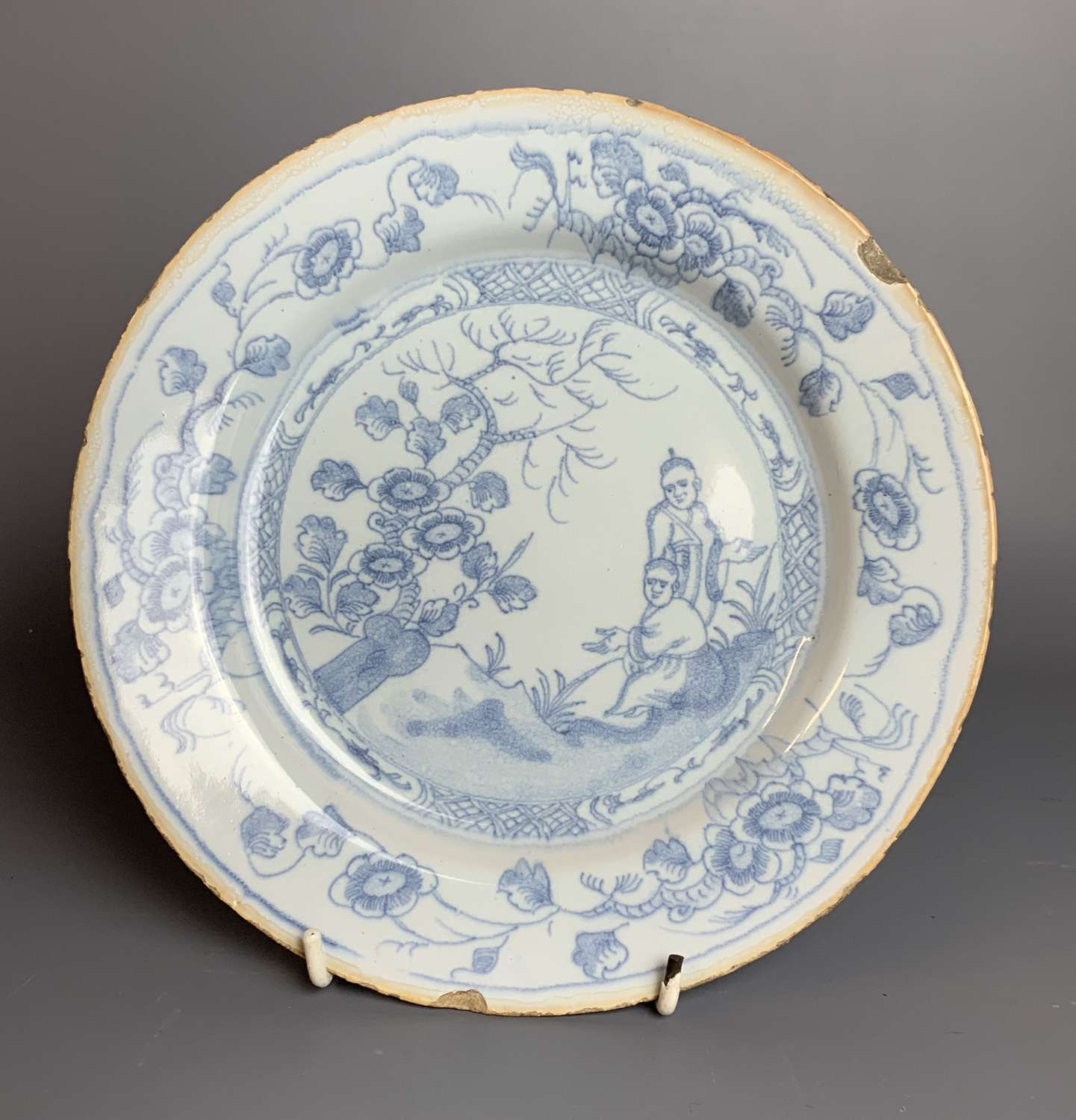 18th Century English Delft Chinoiserie Decorated Plate