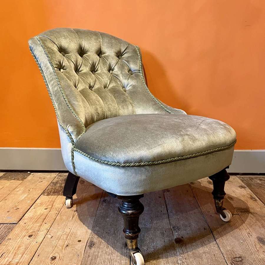 Victorian Button Back Occasional Chair