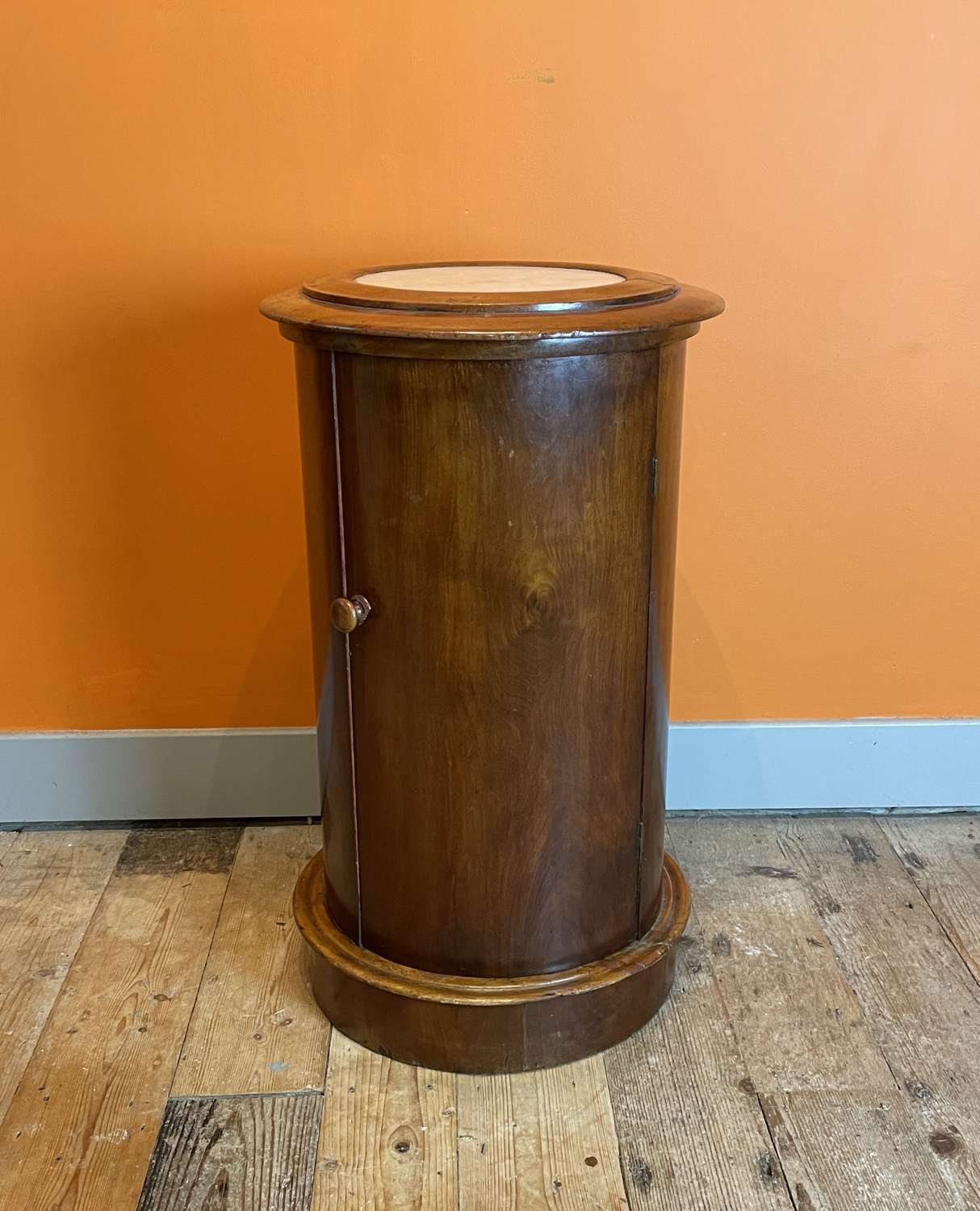 Victorian Mahogany Cylindrical Pot Cupboard