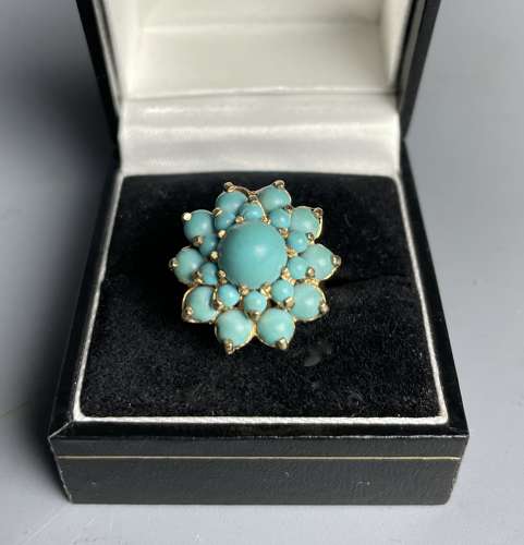 Vintage 9ct Gold Turquoise Cluster Ring