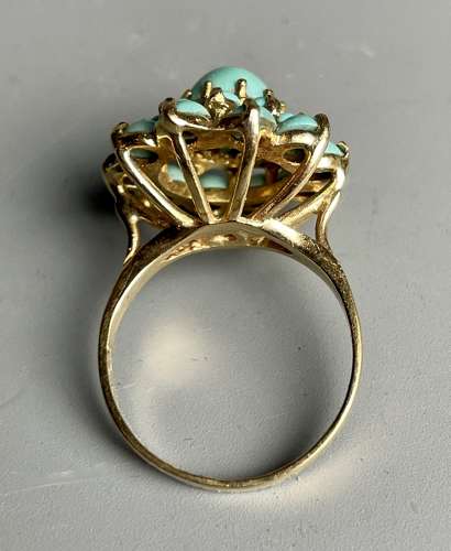 Vintage 9ct Gold Turquoise Cluster Ring
