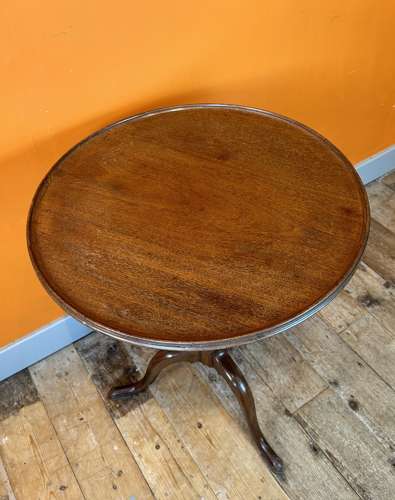 Georgian Mahogany Tip-Top Tripod Table with Moulded Edge