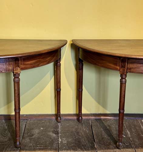 Georgian Line Inlaid Mahogany D-End Dining Table / Pair of Consoles