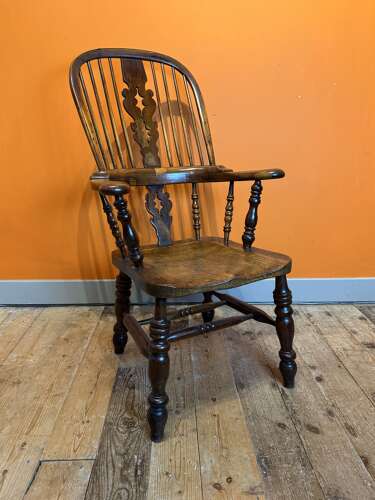 19th Century Nottinghamshire Yew Wood & Elm Stickback Elbow Chair