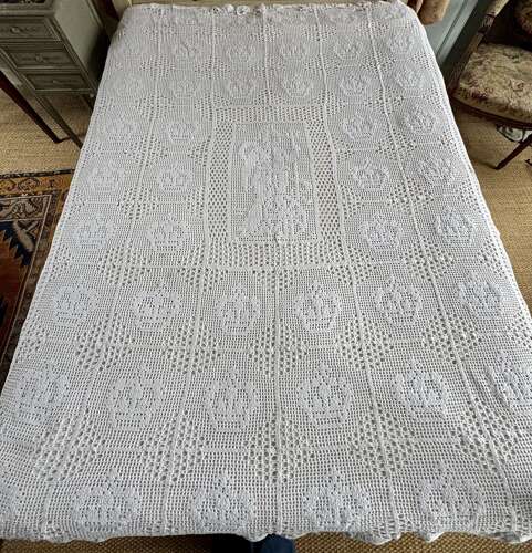 Royal Commemorative White Crochet Bed Cover