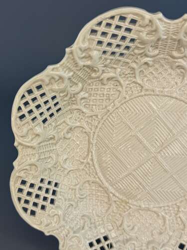 Staffordshire Salt-glaze Stoneware Lobed Plate circa 1760