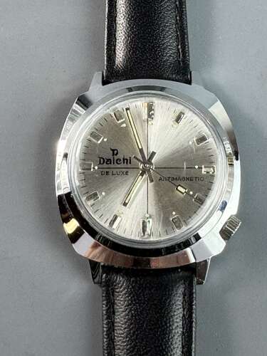 Vintage 1970s Daichi Deluxe Automatic Gentleman's Wristwatch - New Old Stock