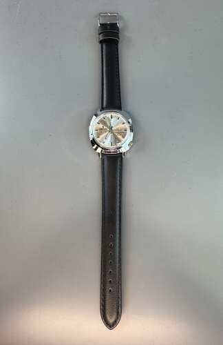 Vintage 1970s Daichi Deluxe Automatic Gentleman's Wristwatch - New Old Stock
