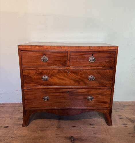 Small Georgian Mahogany Caddy Top Chest of Drawers