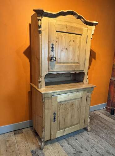19th Century Scandinavian Pine Dresser