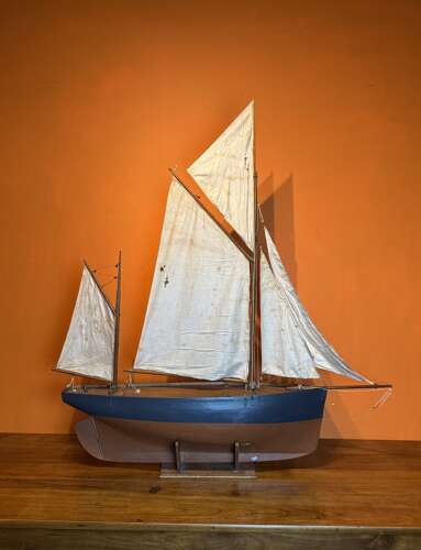 Large Scale Antique Fully Rigged Pond Yacht