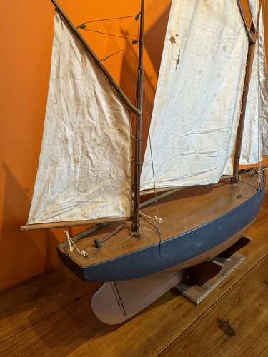 Large Scale Antique Fully Rigged Pond Yacht