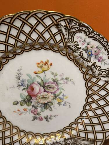 Minton Porcelain Newcastle Shape Basketweave Plate