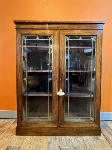 Fine Quality Victorian Rosewood Bookcase Cabinet