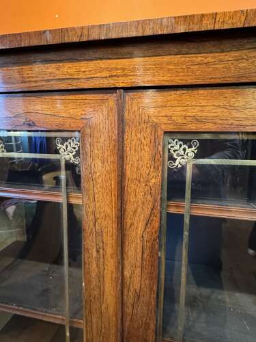 Fine Quality Victorian Rosewood Bookcase Cabinet