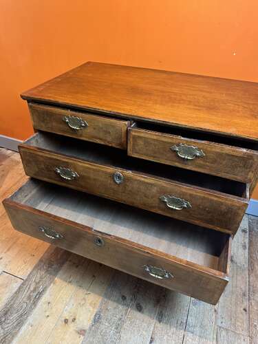George I Cross-Banded Walnut Chest of Drawers