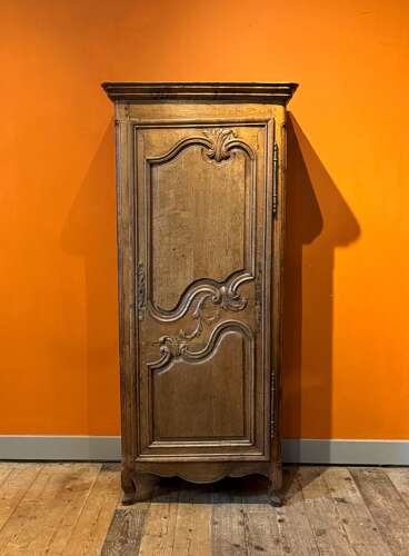 Antique French Oak Single Door Armoire / Bonnetiere in Louis XV Taste