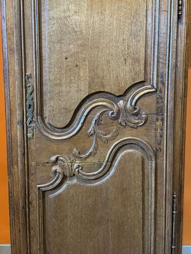 Antique French Oak Single Door Armoire / Bonnetiere in Louis XV Taste