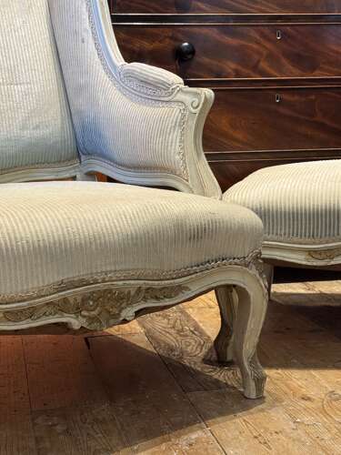 French Louis XV Style Duchesse Brisée in Original Paint