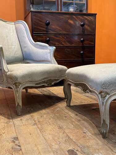 French Louis XV Style Duchesse Brisée in Original Paint