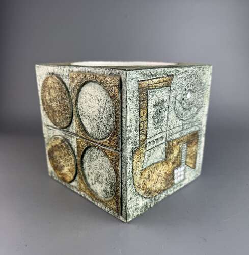 Troika Pottery Cube Vase By Marilyn Pascoe