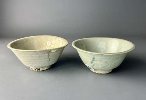 Pair of Chinese Kang Xi Vung Tau Cargo Blue & White Bowls